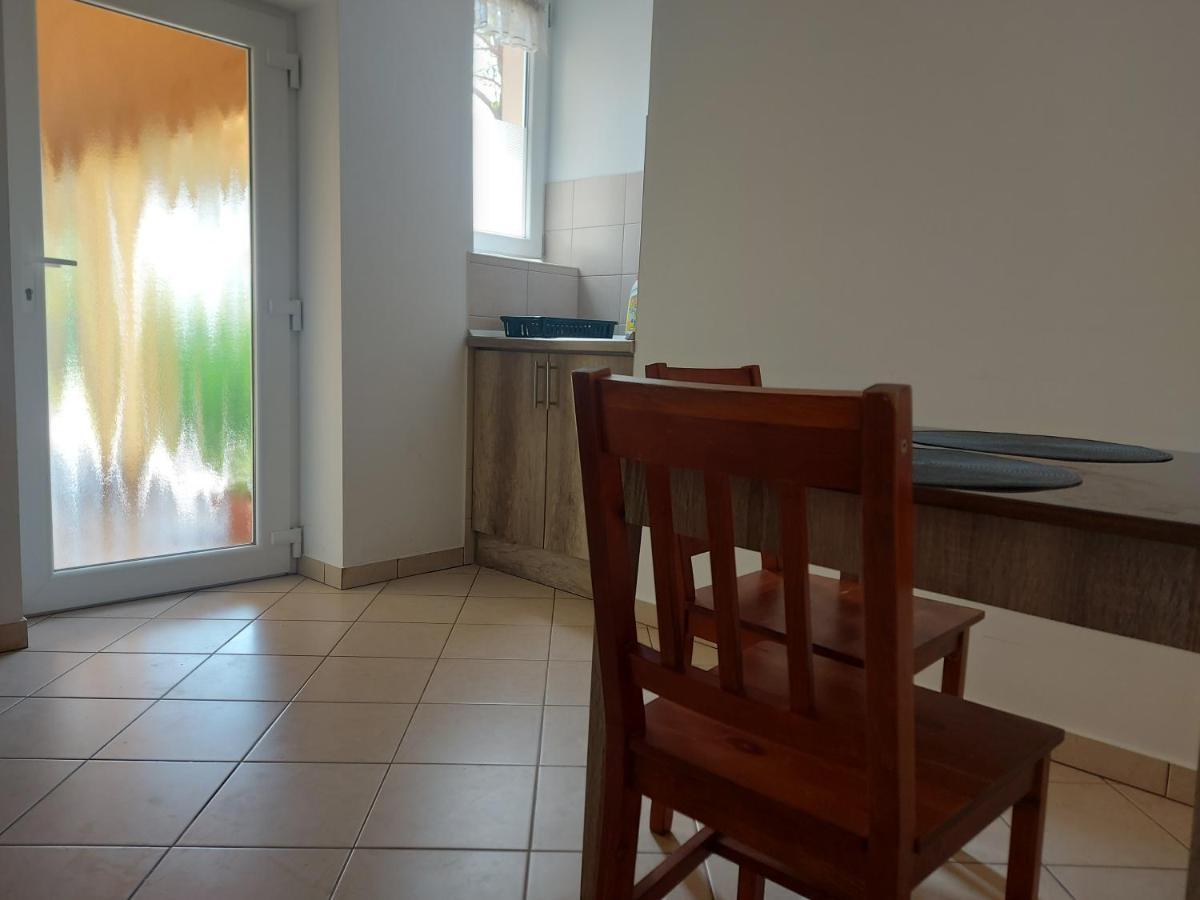 Potyka Apartman Tiszafüred Eksteriør billede