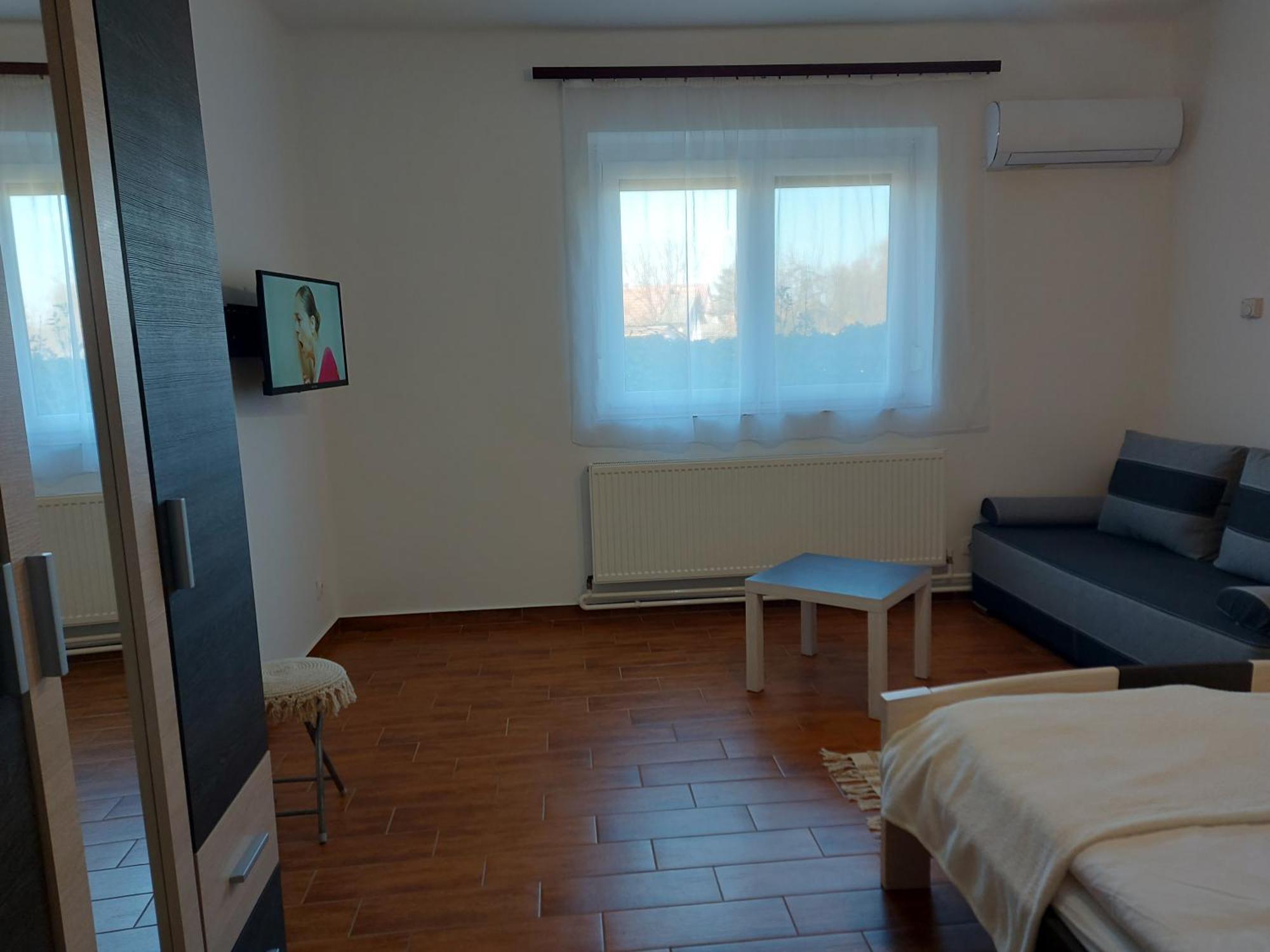 Potyka Apartman Tiszafüred Eksteriør billede