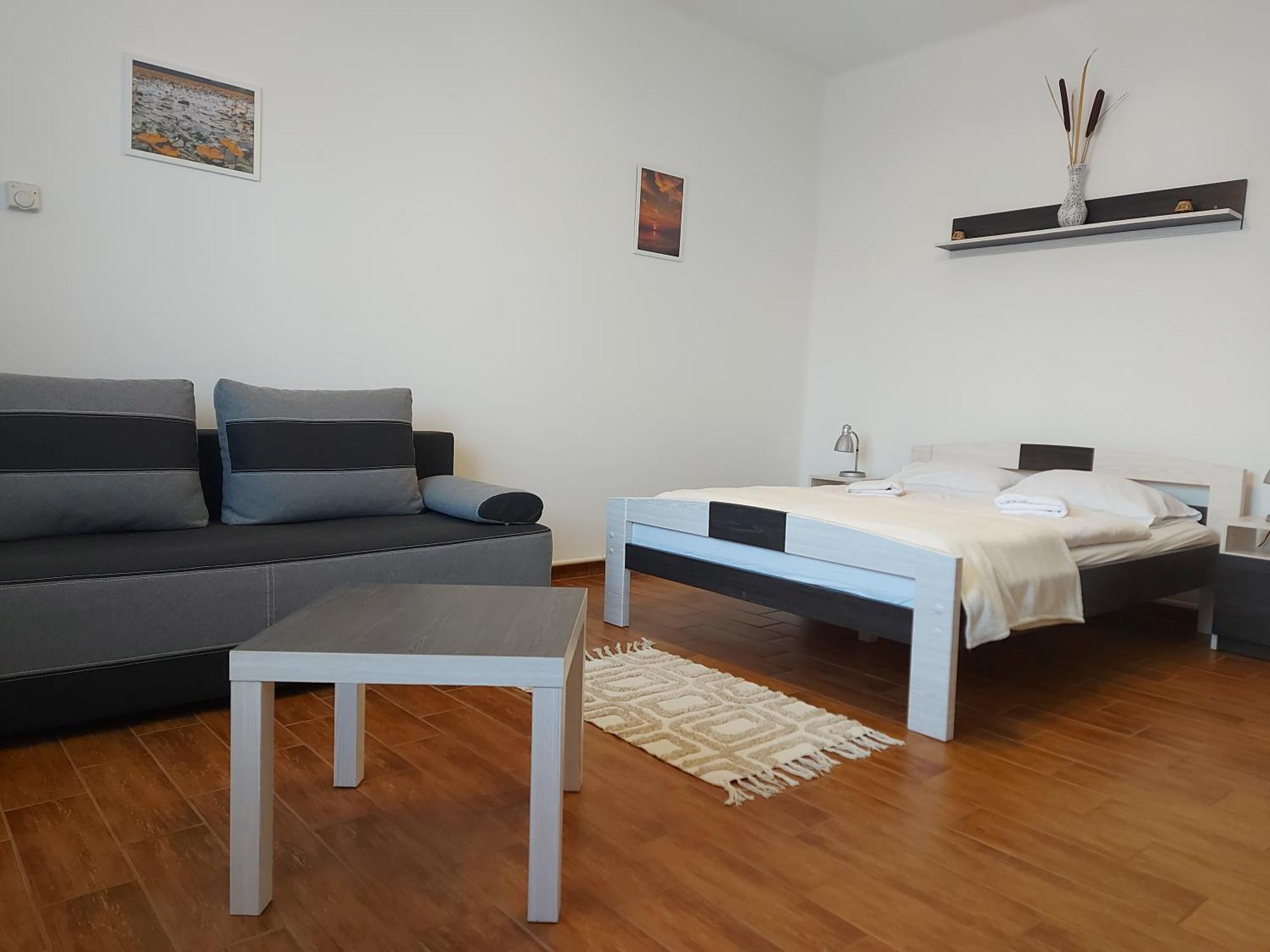 Potyka Apartman Tiszafüred Eksteriør billede
