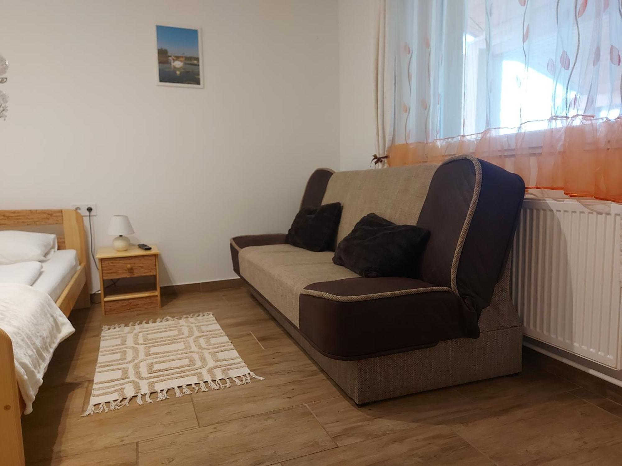 Potyka Apartman Tiszafüred Eksteriør billede