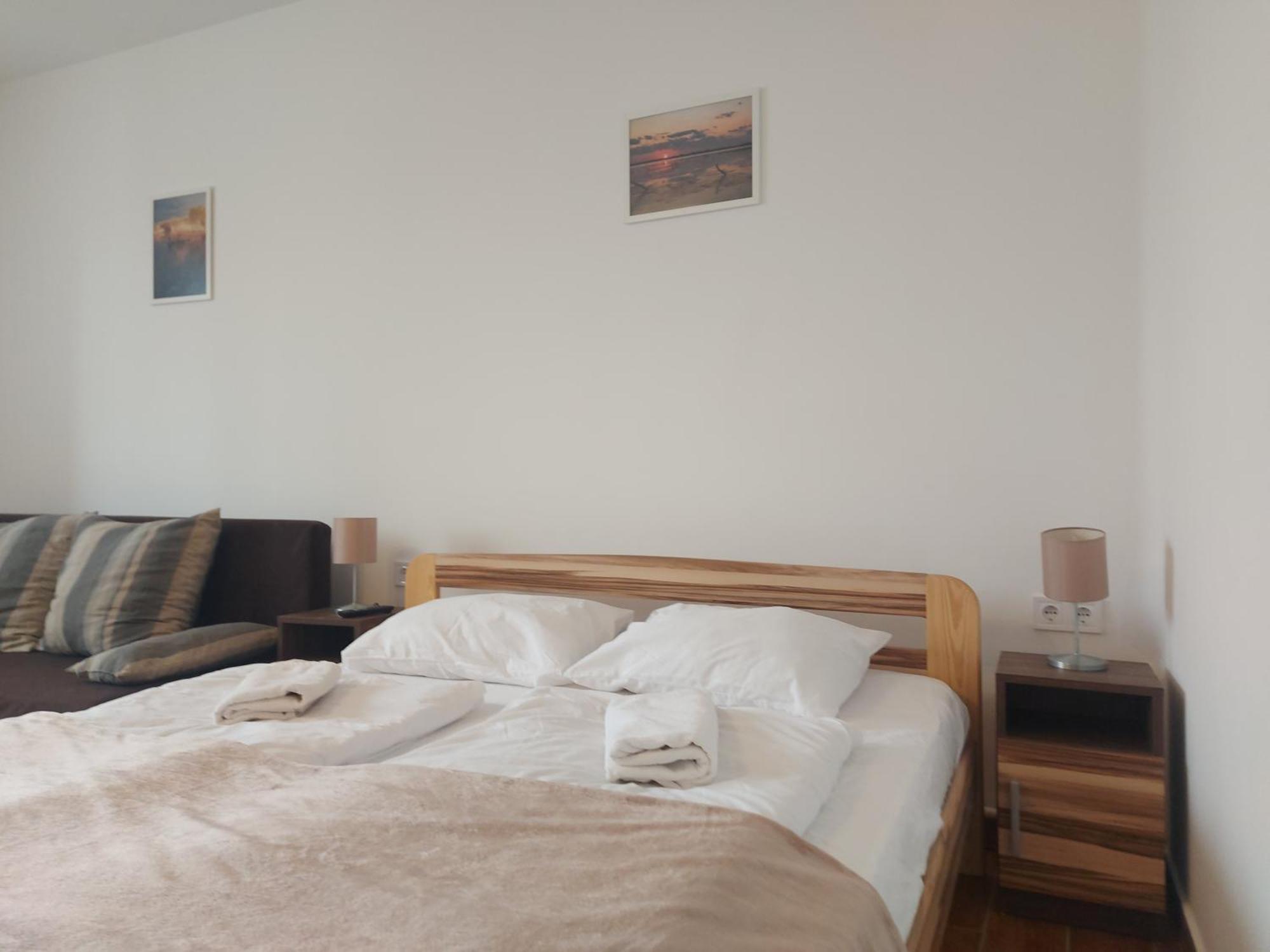 Potyka Apartman Tiszafüred Eksteriør billede