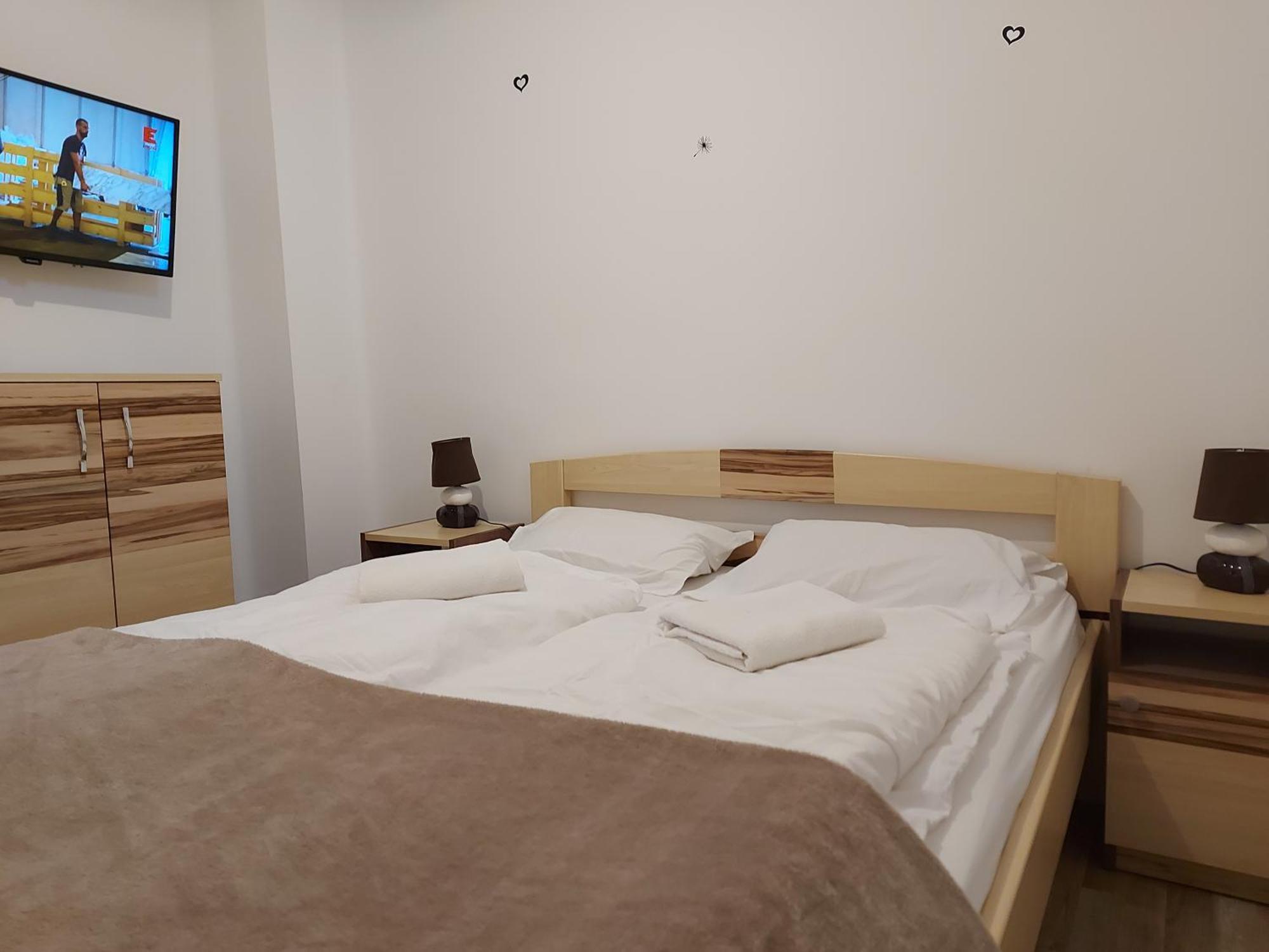 Potyka Apartman Tiszafüred Eksteriør billede