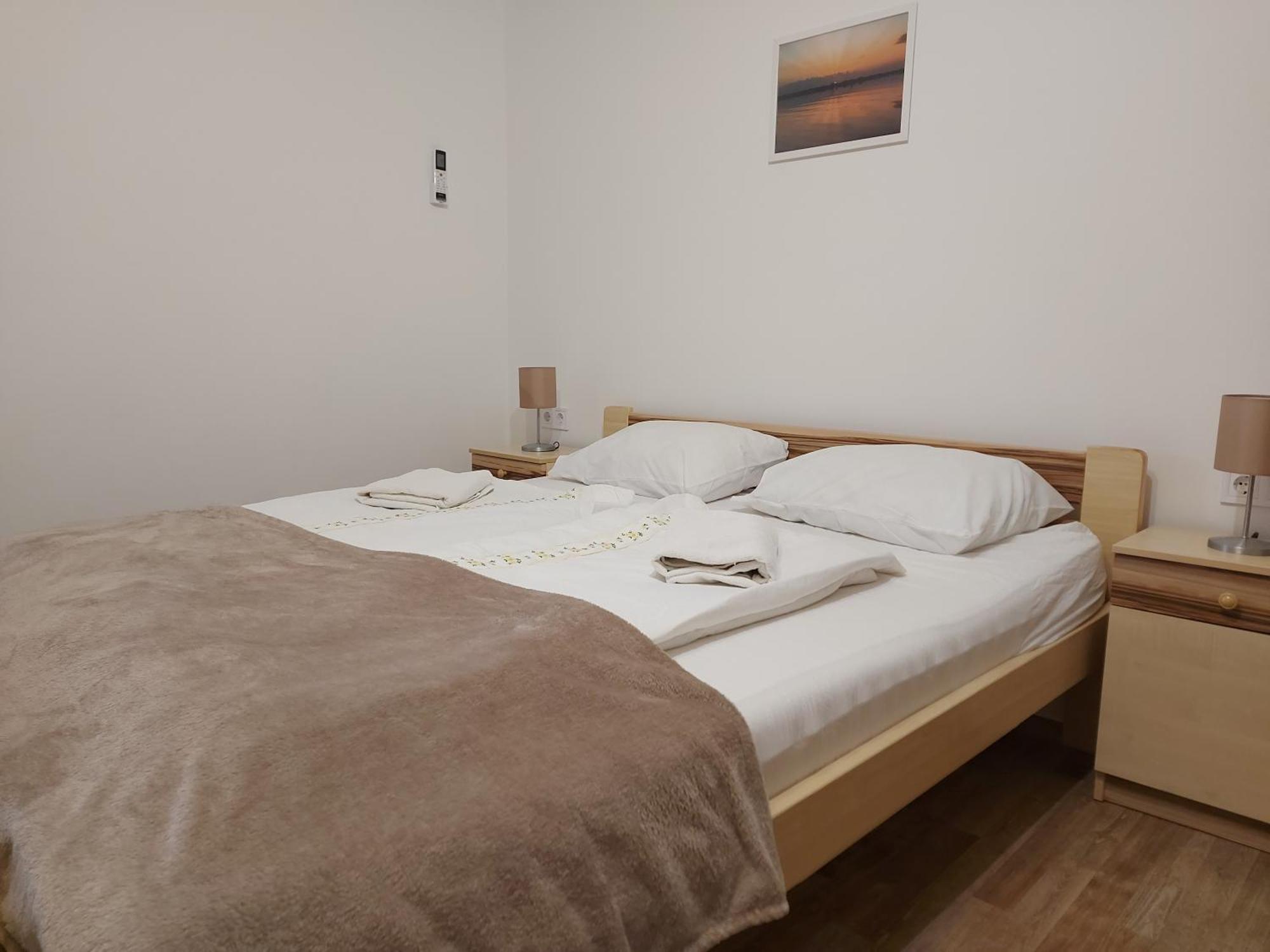 Potyka Apartman Tiszafüred Eksteriør billede