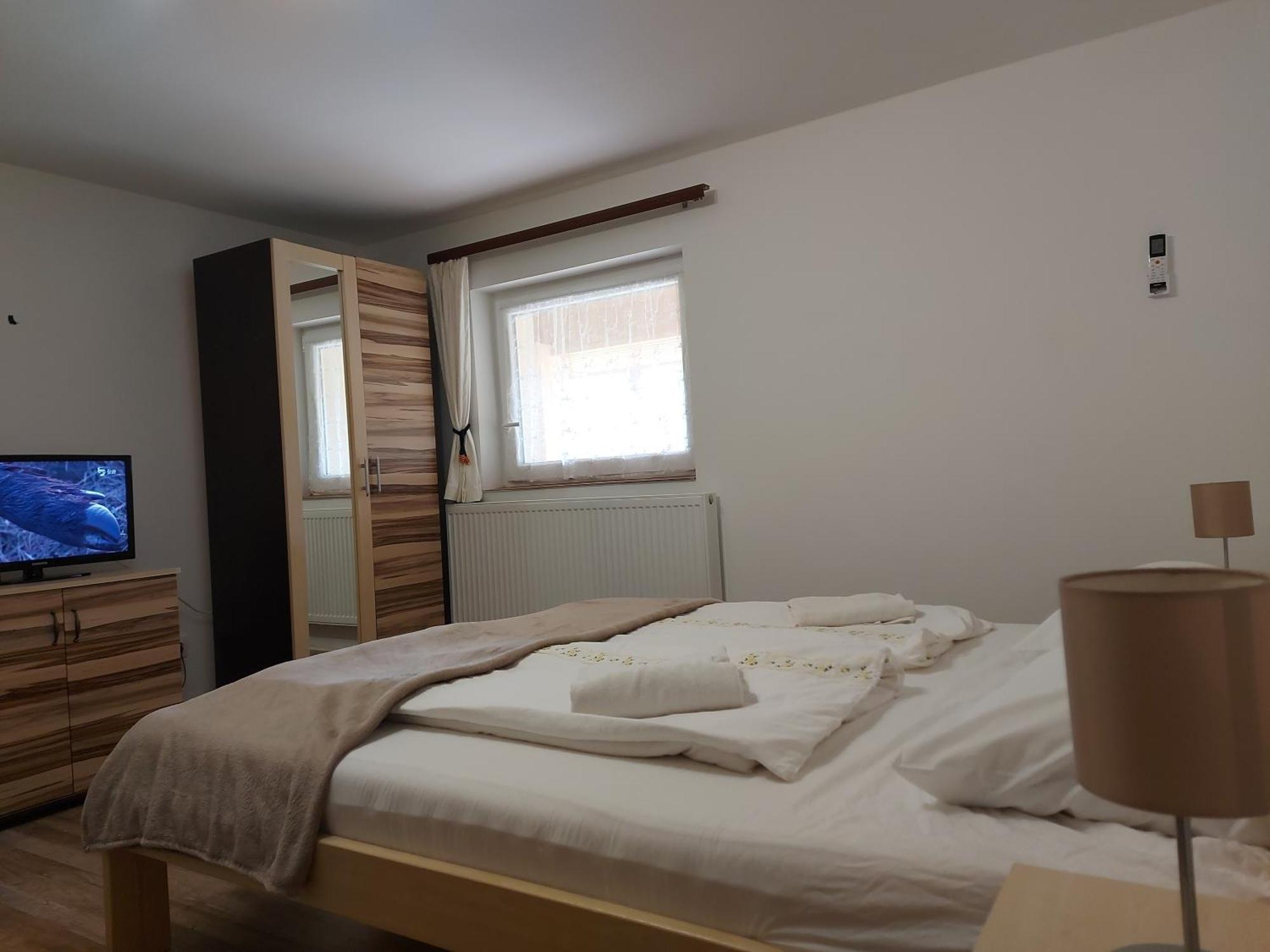 Potyka Apartman Tiszafüred Eksteriør billede