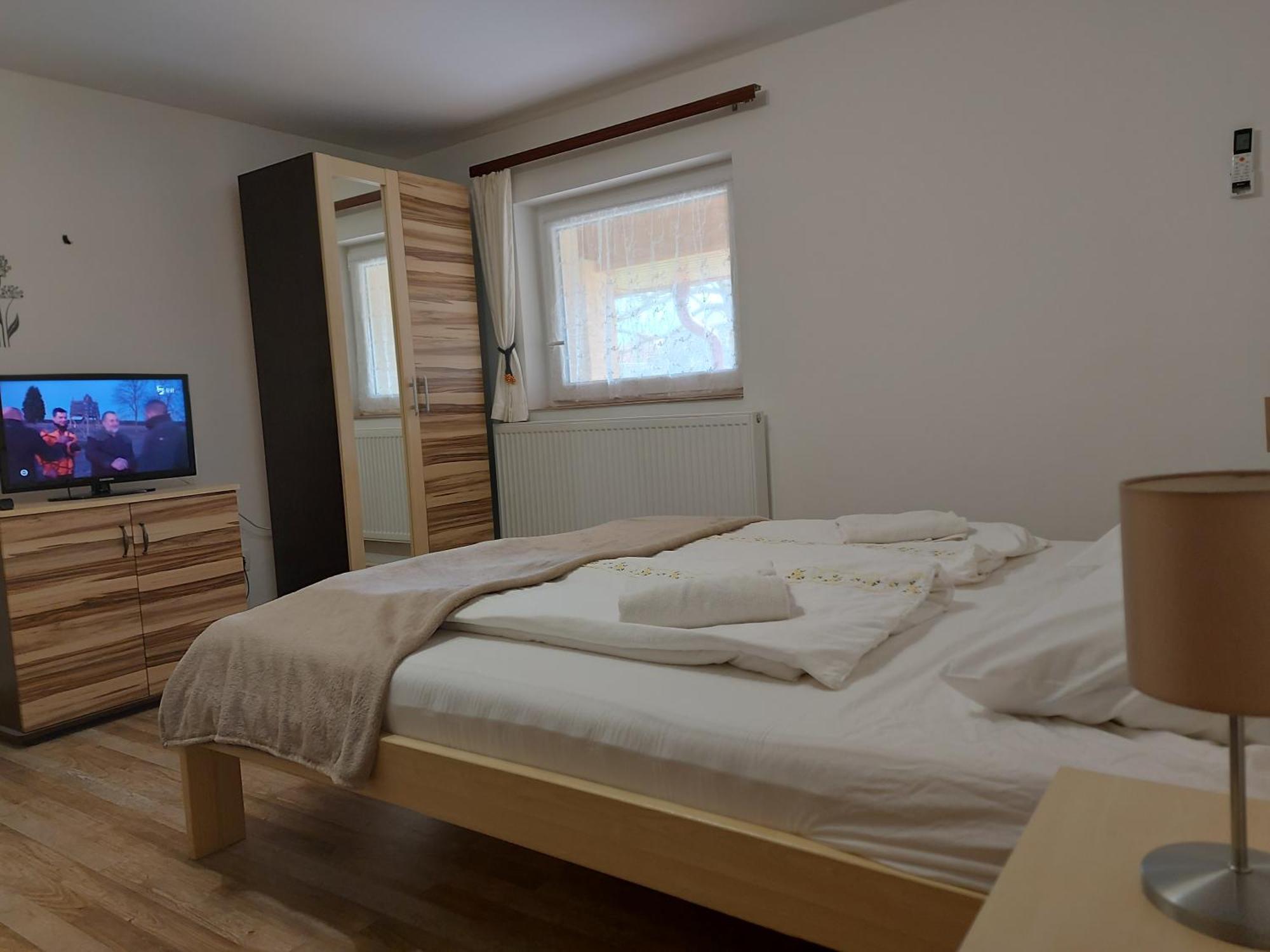 Potyka Apartman Tiszafüred Eksteriør billede